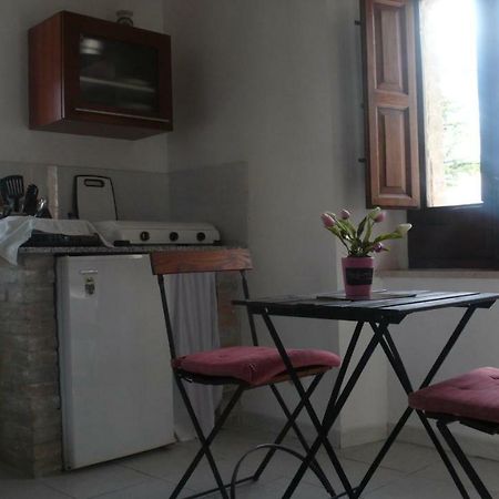 Depandance Elvira Basilico Lägenhet San Valentino in Abruzzo Citeriore Exteriör bild